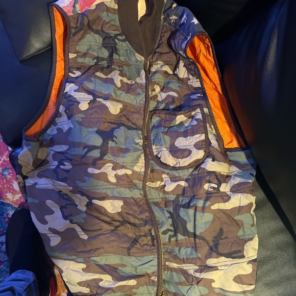 Polo vest - Picture 1 of 5